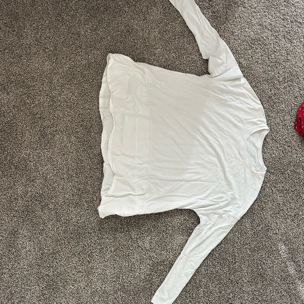 White lululemon long sleeve size 4